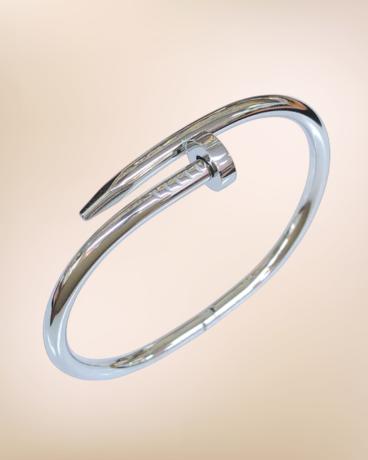 Clavo Bangle