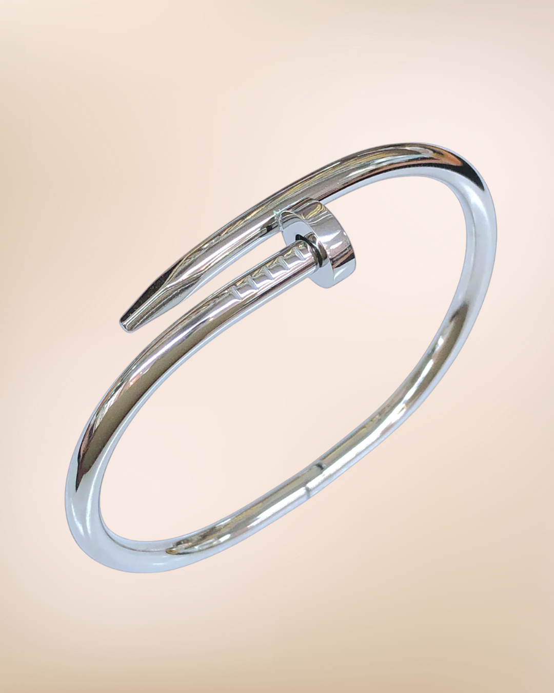 Clavo Bangle