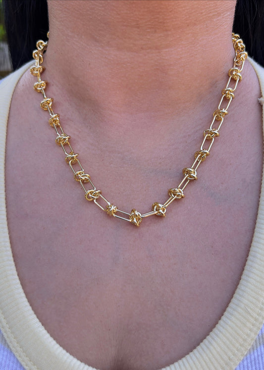 Knot Link Necklace