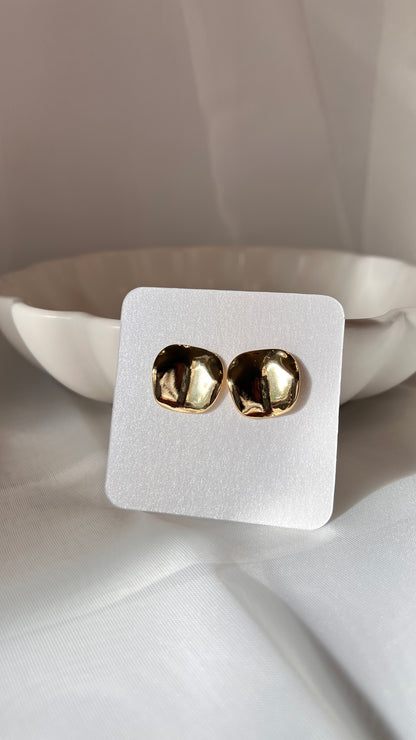 Sol Studs